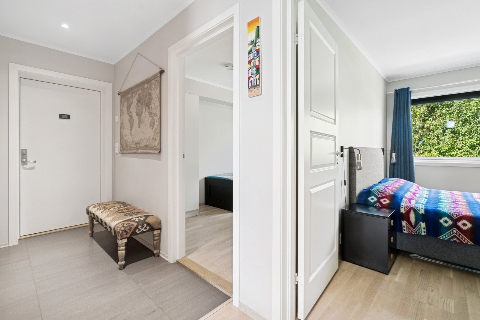 Leiligheten har balansert ventilasjon og varmepumpe. Galleribilde