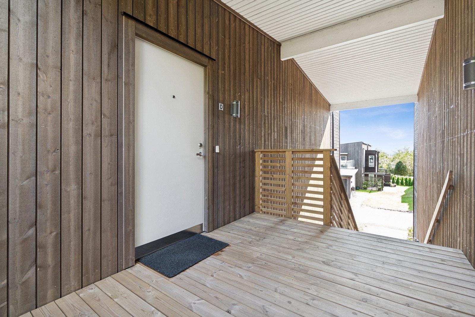 Leiligheten ligger i andre etasje og har et hyggelig inngangsparti. Galleribilde