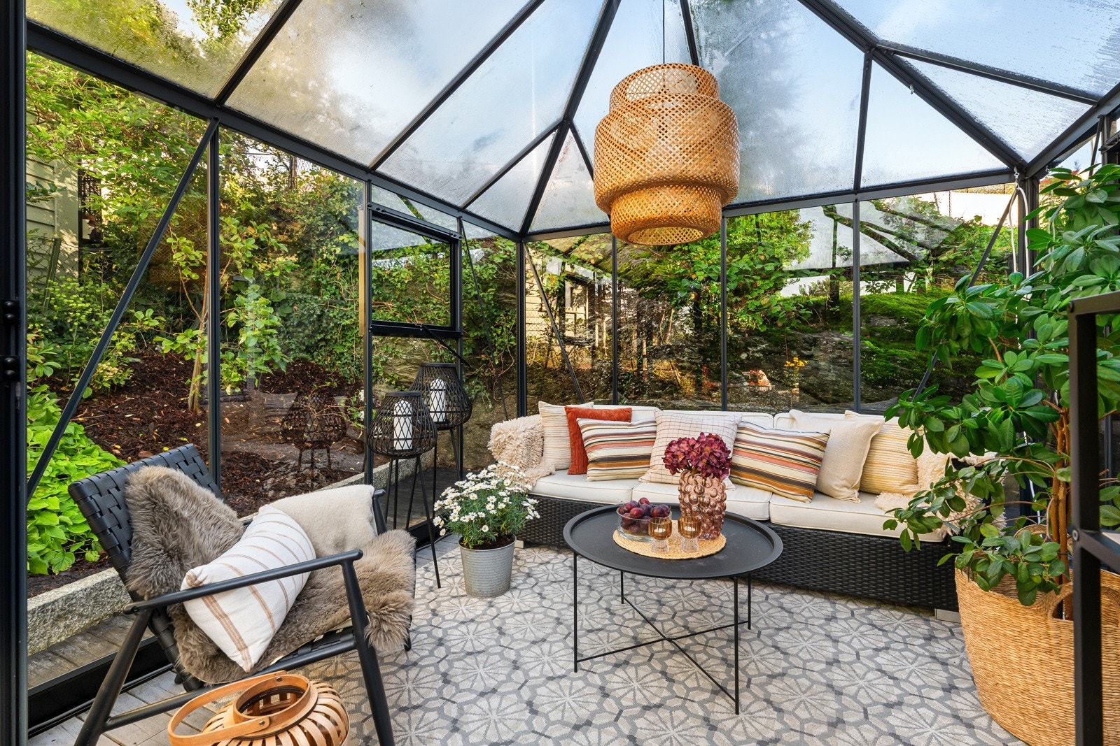 Uteområde. Galleribilde