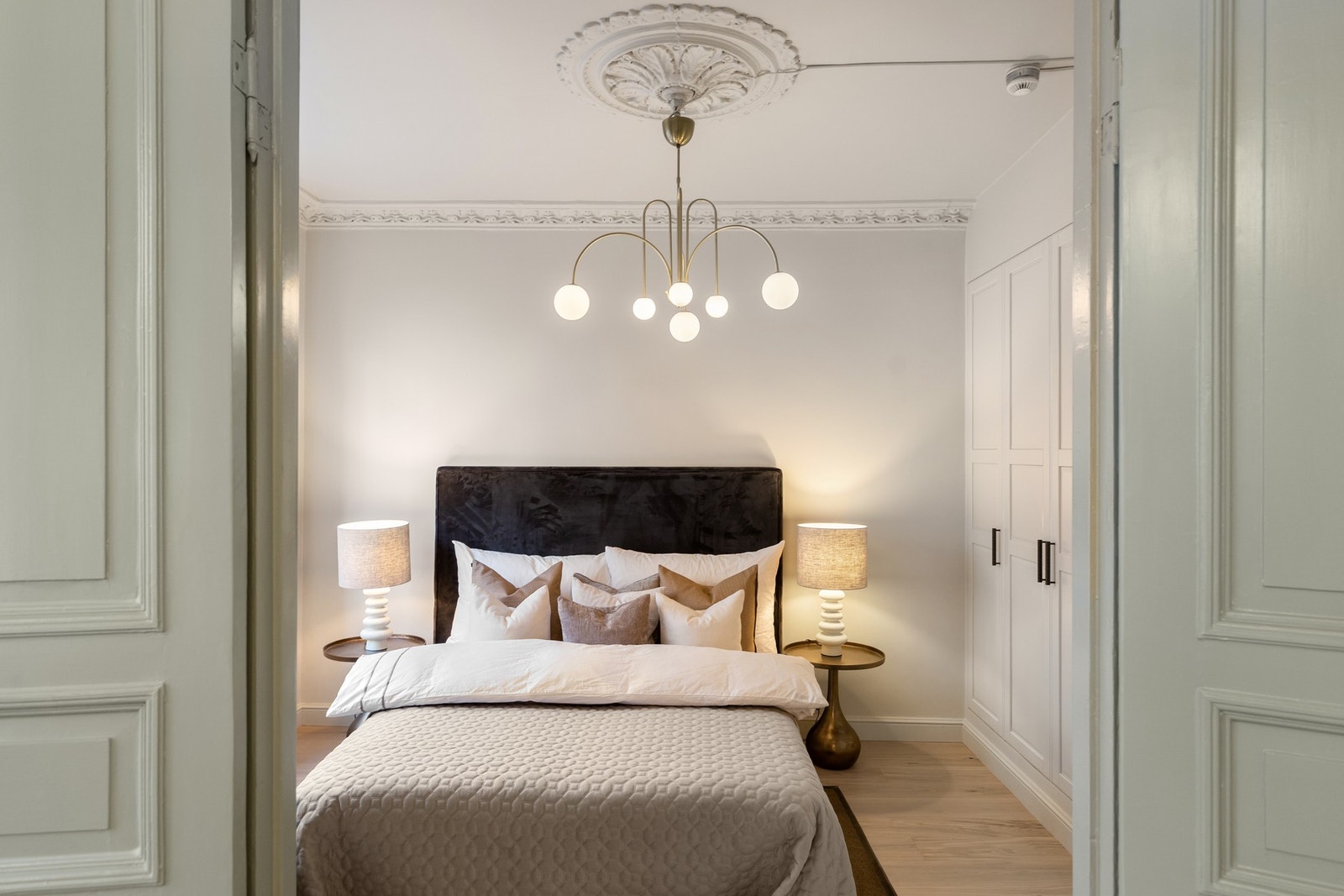 Fine, doble fløydører. Galleribilde