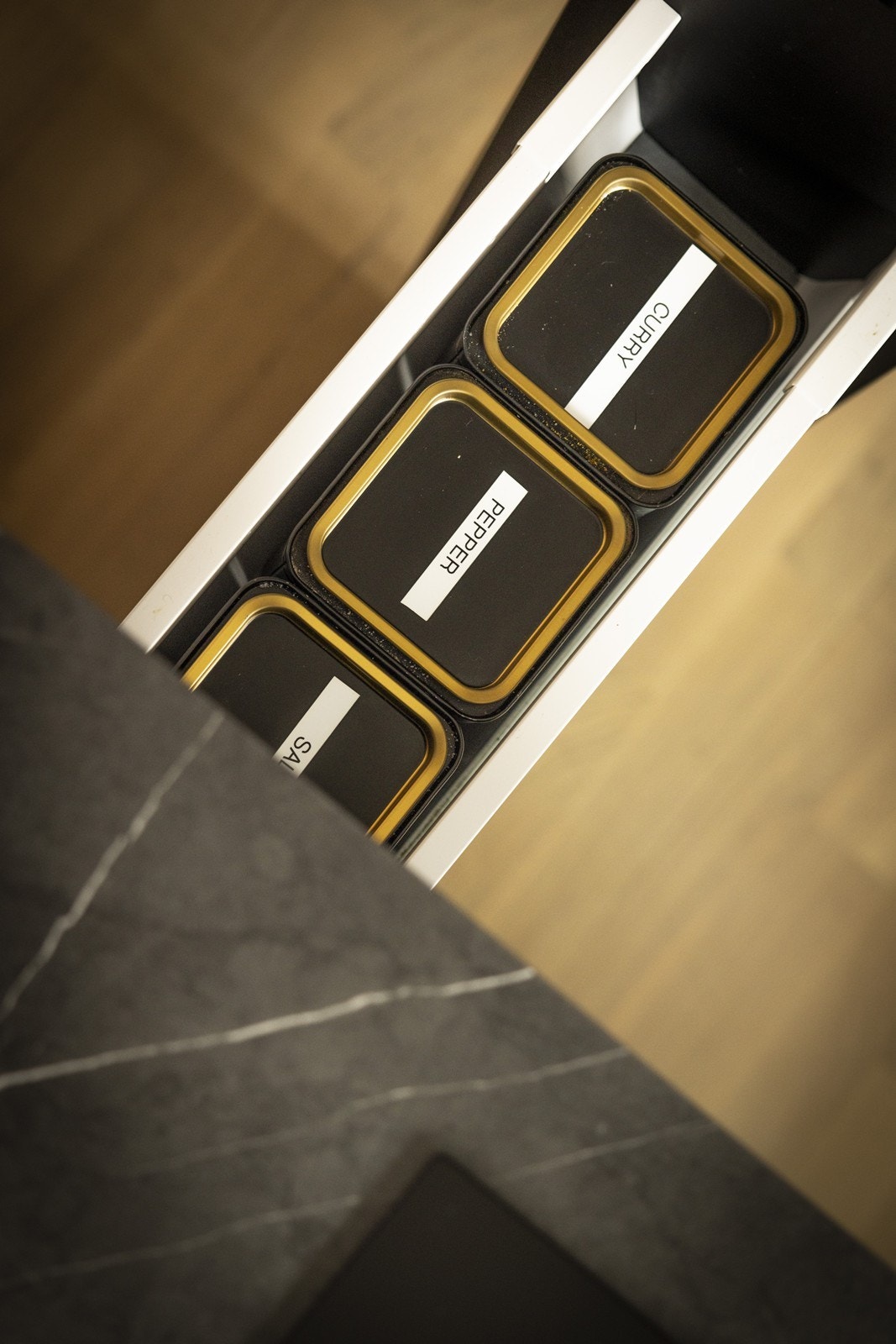 Godt med oppbevaring, med svært praktiske løsninger Galleribilde