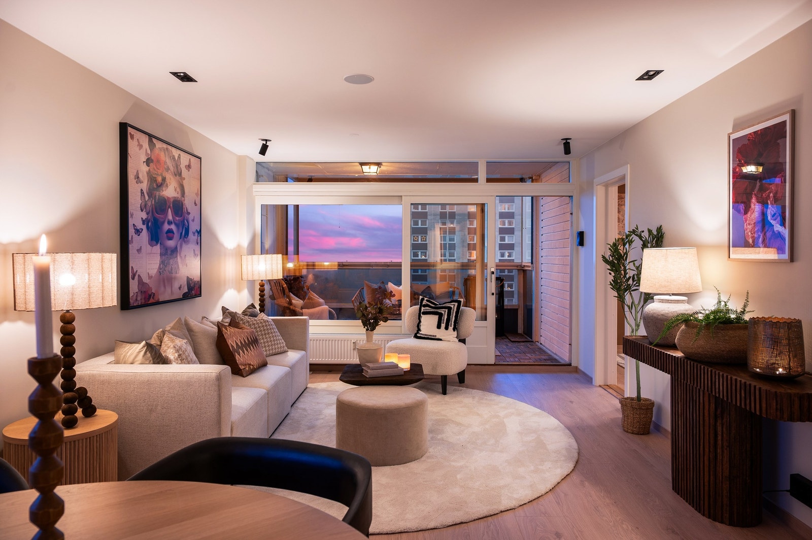 Her får du en betydelig oppgradert leilighet med lekre overflater og høy standard. Galleribilde