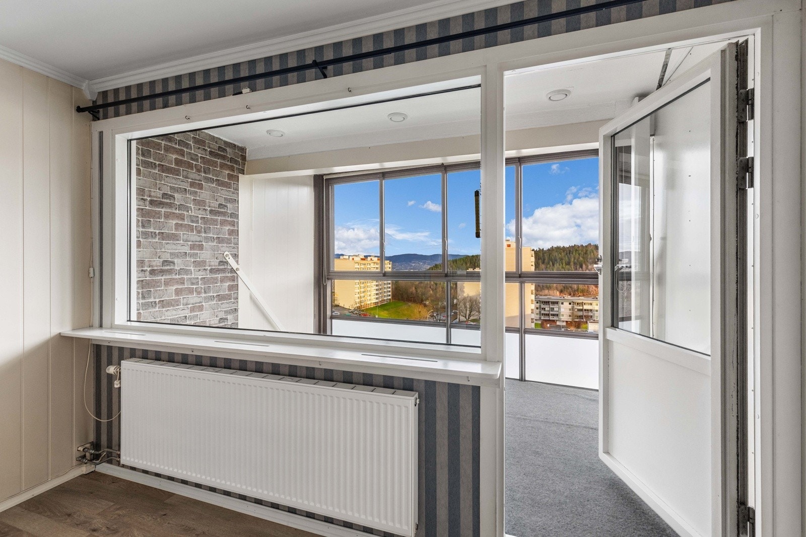 Radiatorene i leiligheten er skiftet i 2018/2019. Galleribilde