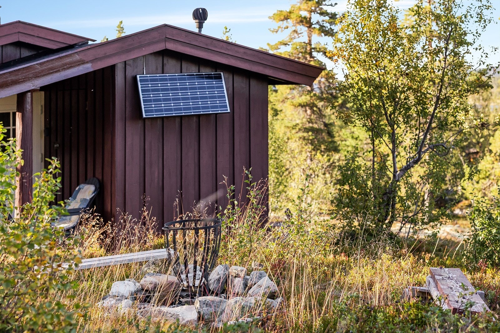 En hyggelig bålplass anlagt av selger. Galleribilde