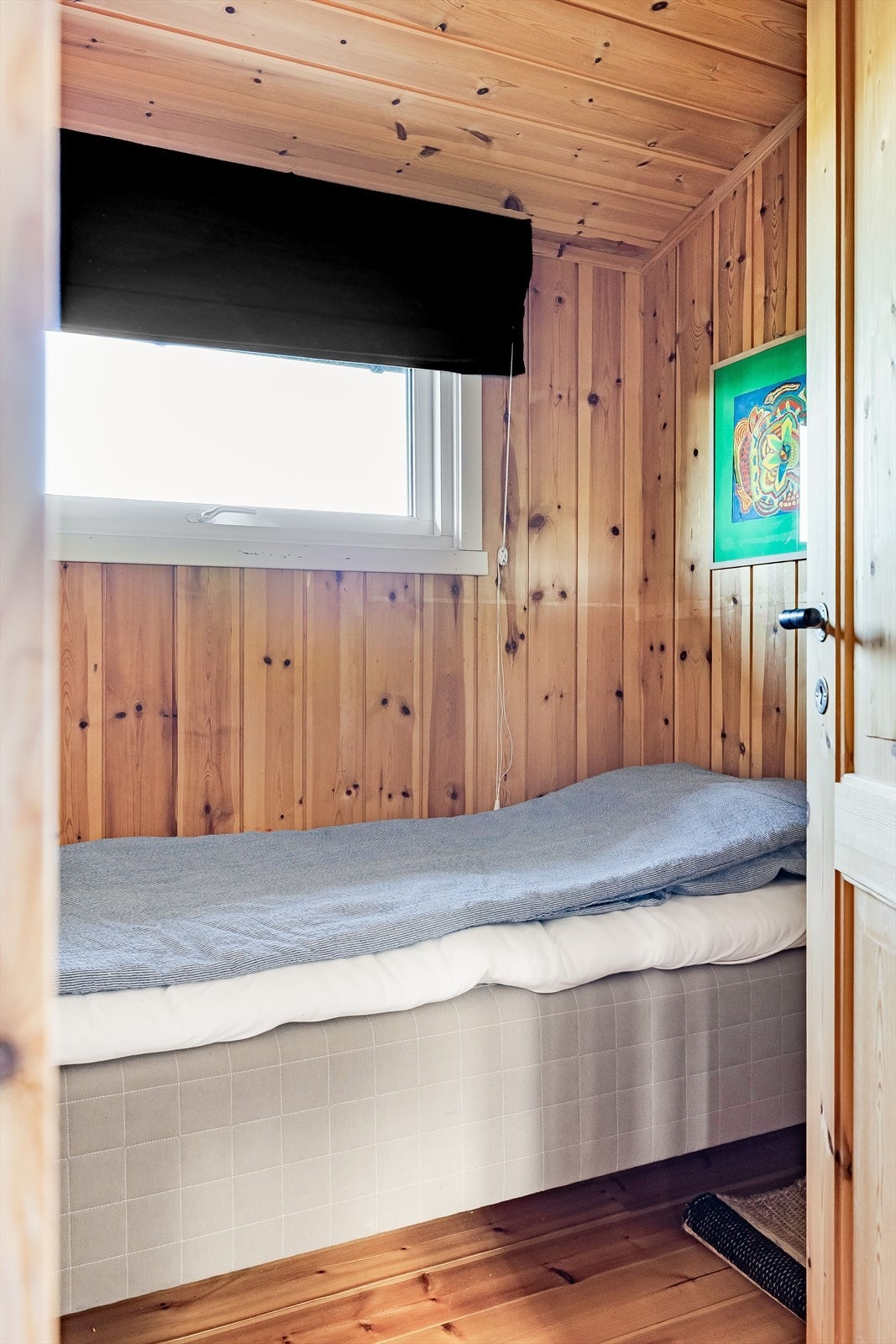 Det tredje soverommet er innredet med en enkeltseng som medfølger. Galleribilde