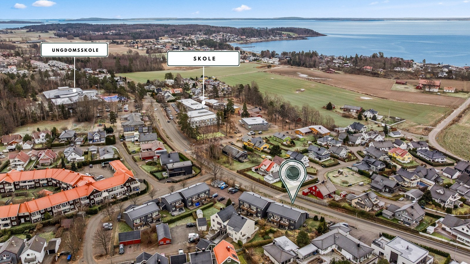 Beliggenhet med få minutters gange til skoler og barnehager Galleribilde