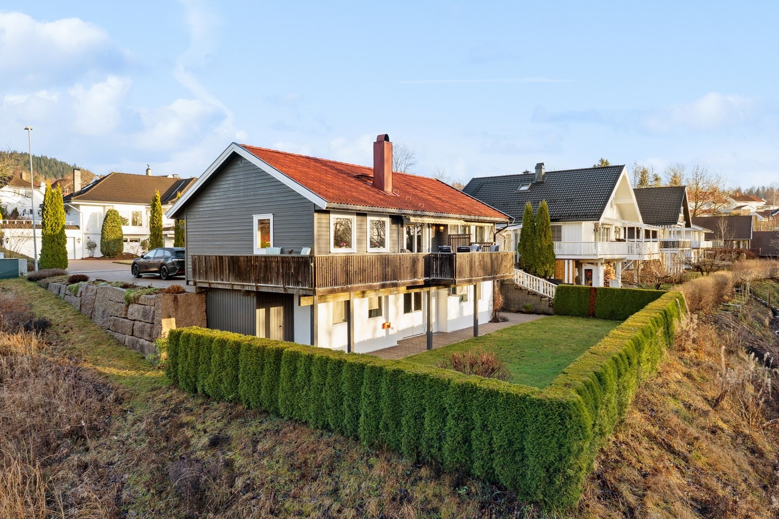 Velkommen til Hennumbråtan 6 presentert av Eiendomsmegler Salma Rana Kalenius Galleribilde