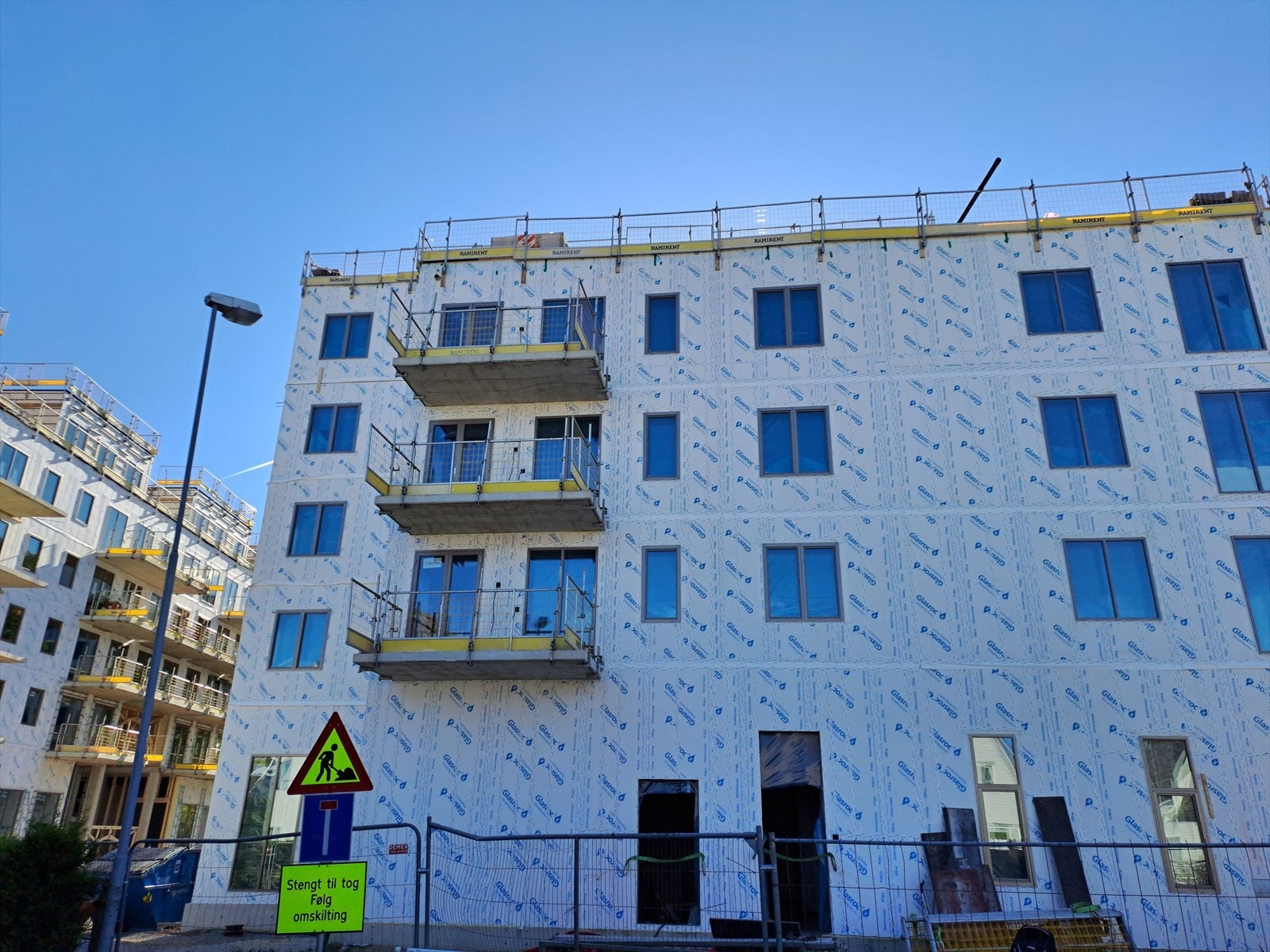 Byggingen av prosjektet er godt i gang. Her er status per september 2025. Galleribilde