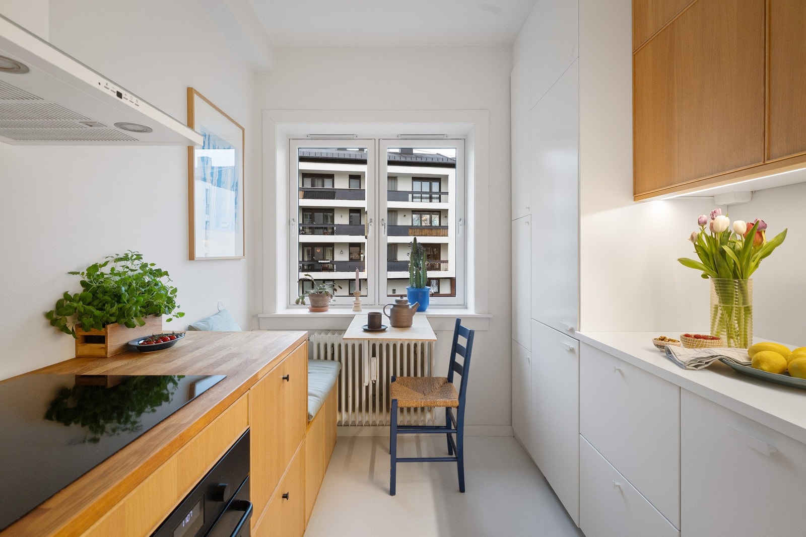 Separat kjøkken pusset opp i 2019, med fin innredning fra IKEA. Vannvakt og komfyrvakt medfølger. Galleribilde