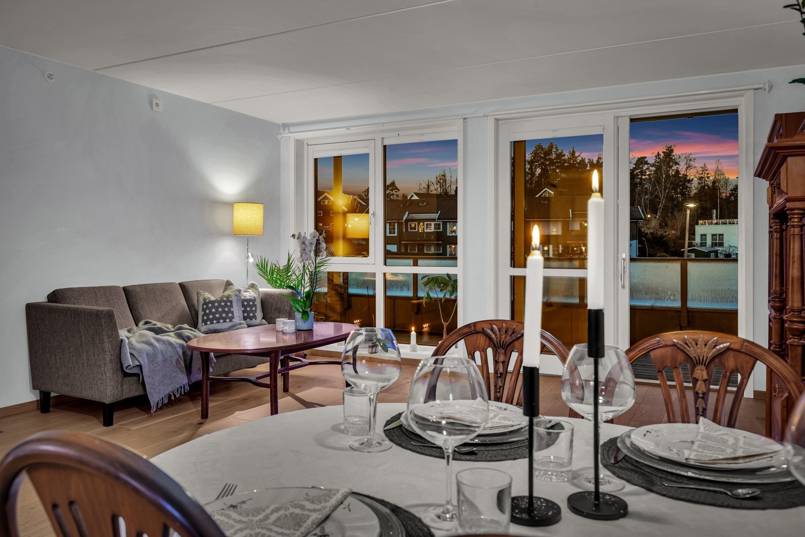 Stemningsbilde kveld. Galleribilde