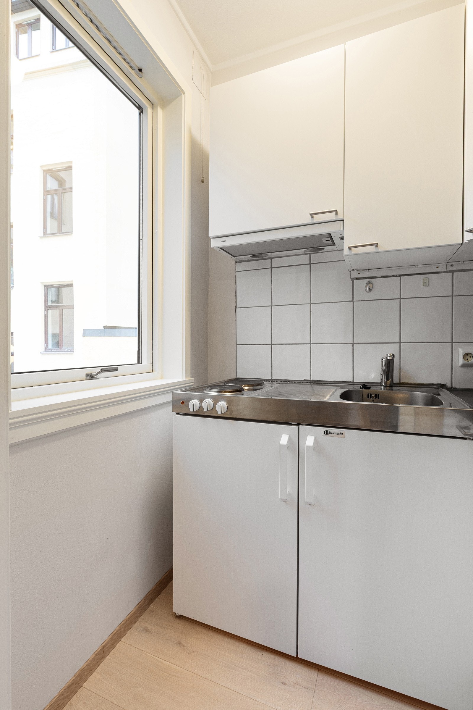 Praktisk, delvis separat kjøkken Galleribilde