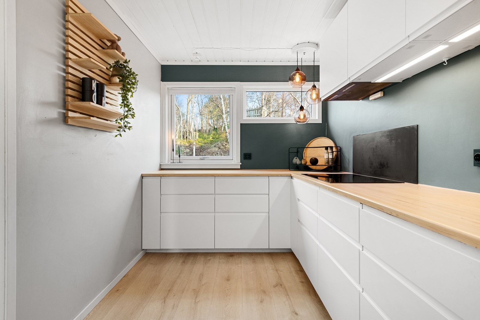 90 cm koketopp. Vask og benkeplate fra Sigdal. Galleribilde