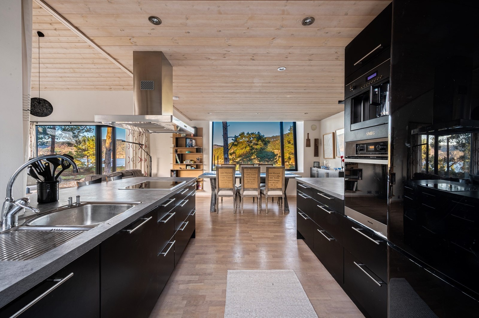 Hvitevarer fra Miele og Smeg Galleribilde