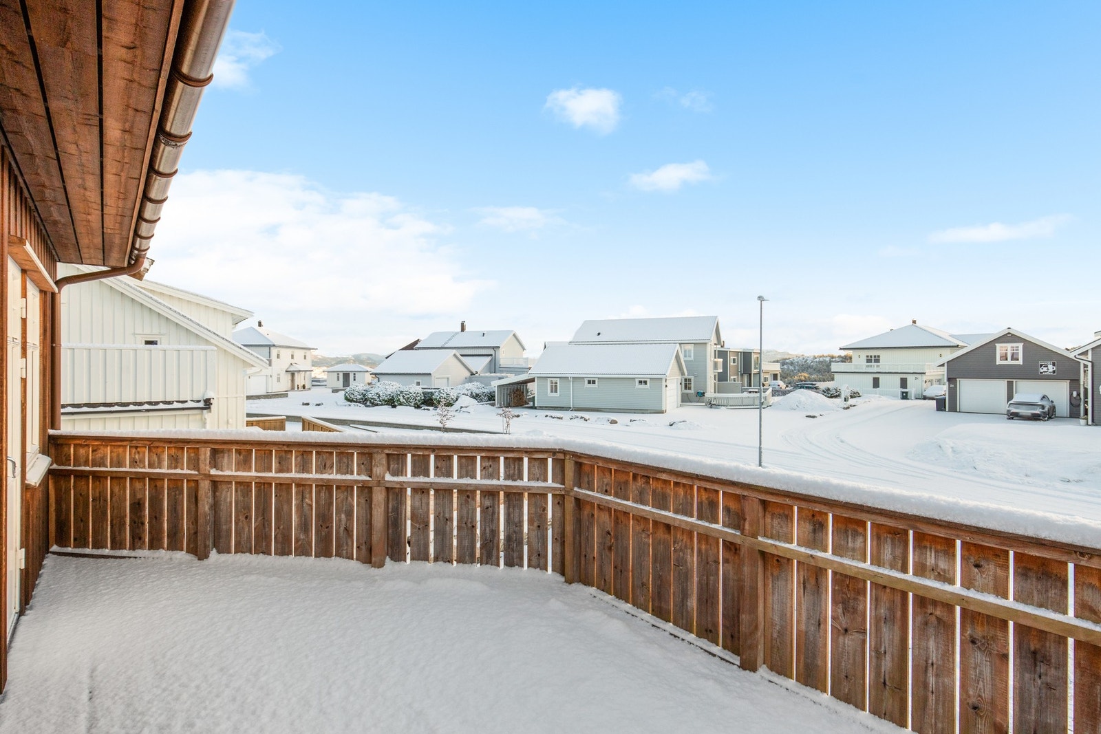 Veranda med gode solforhold Galleribilde