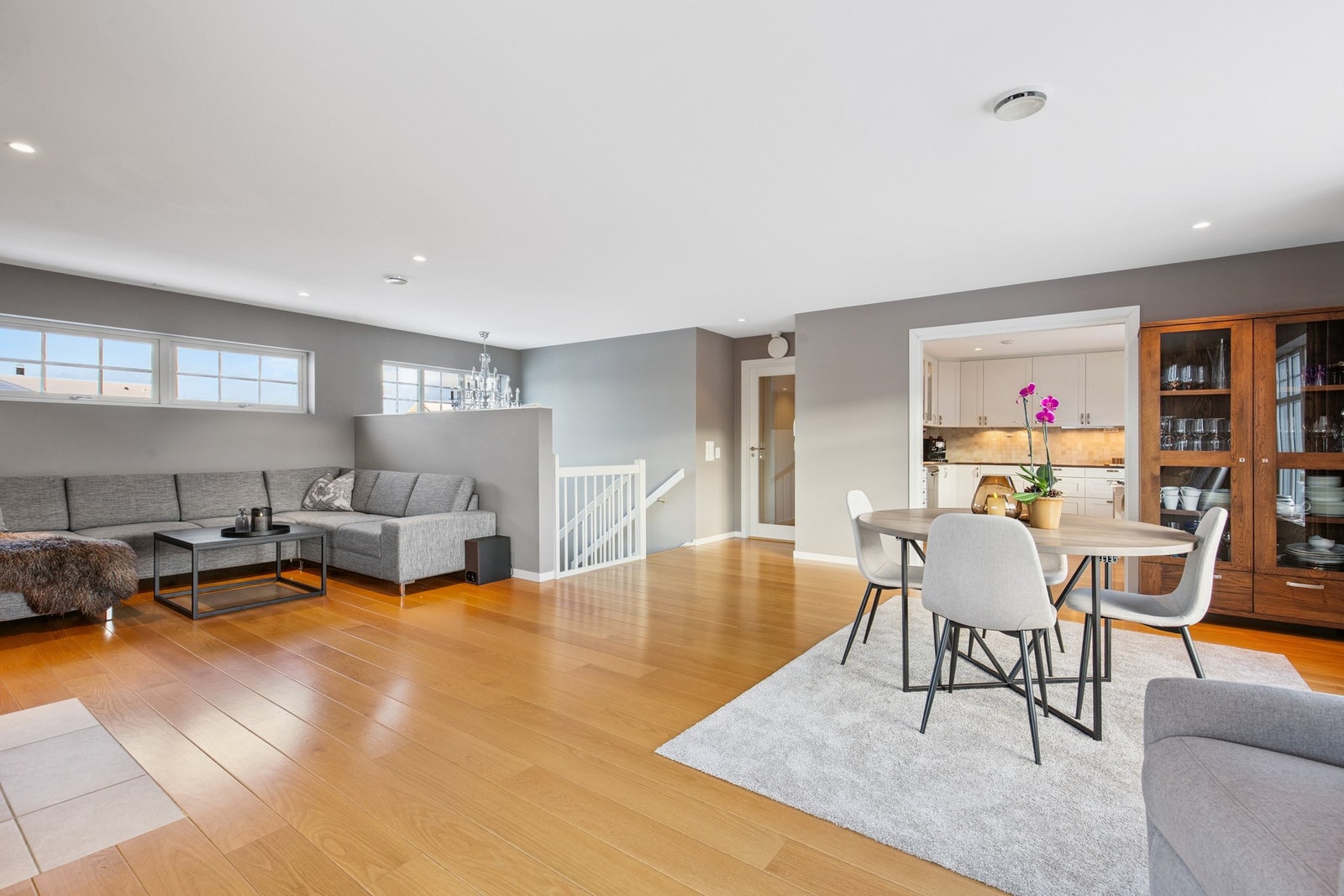 Stue 2. etasje Galleribilde