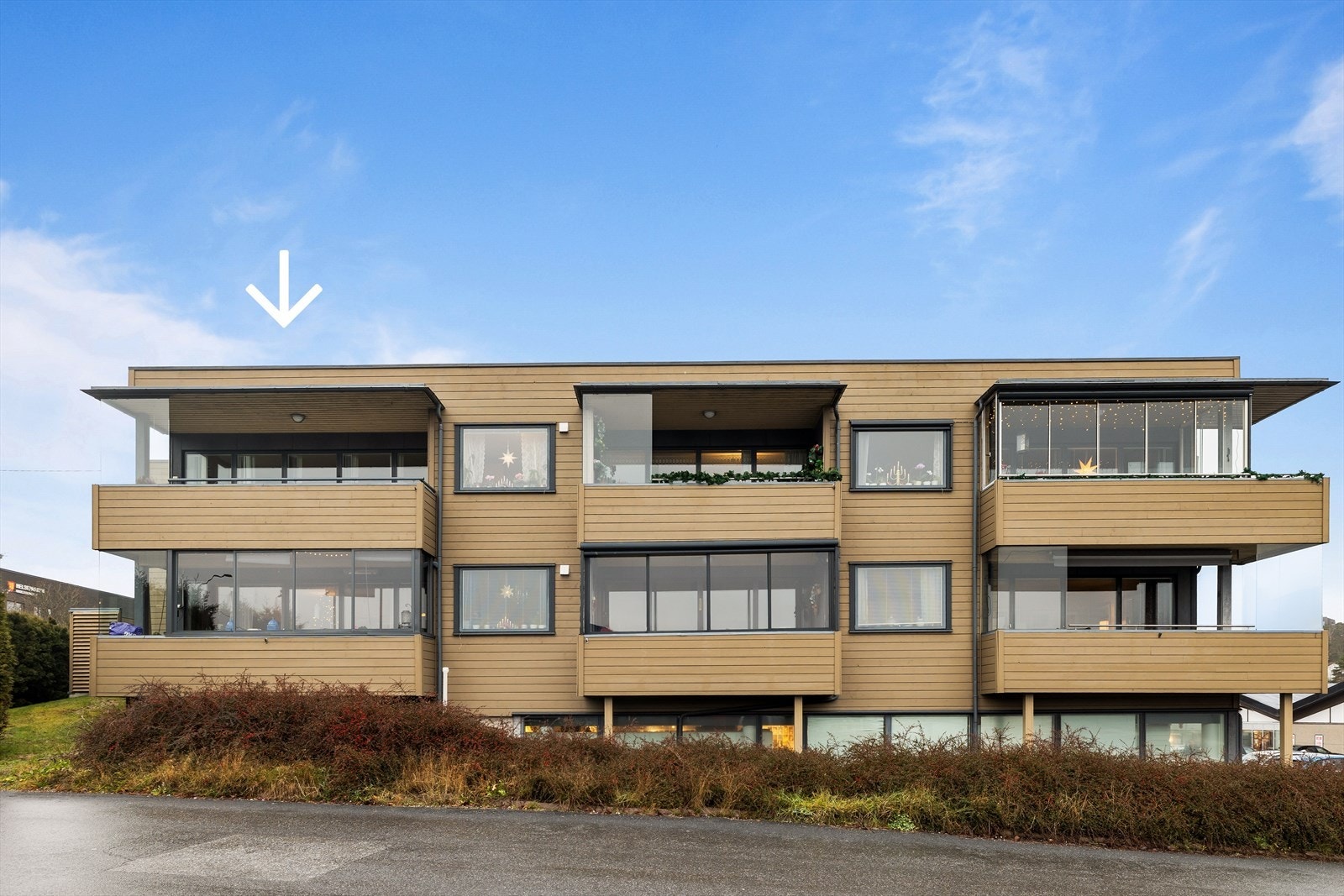 Velkommen til Storveien 3E, en pen og sentral selveierleilighet fra 2006 på Ørebekk, presentert av Nvar G. Helan v/DNB Eiendom Fredrikstad . Galleribilde