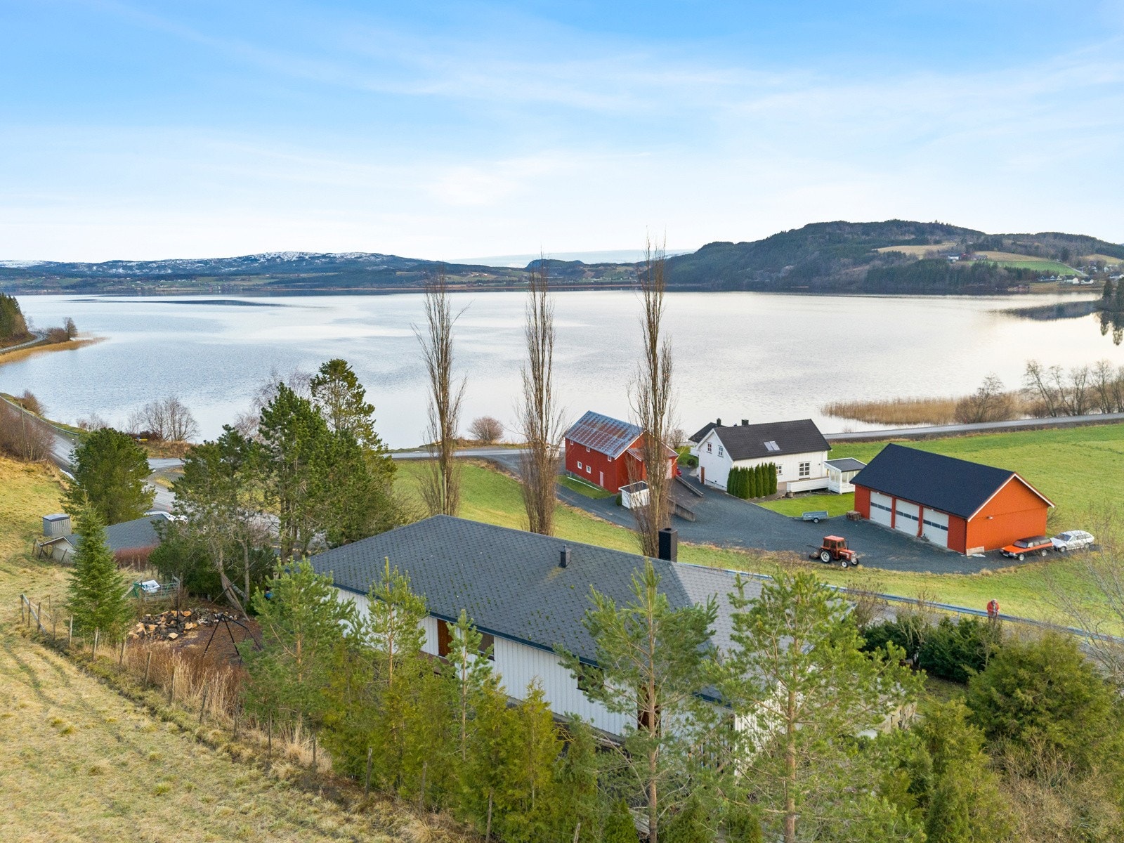 Lokalmegleren &Partners v/Ole Andreas Westerfjell Westerfjell har gleden av å presentere Volhaugvegen 504! Galleribilde