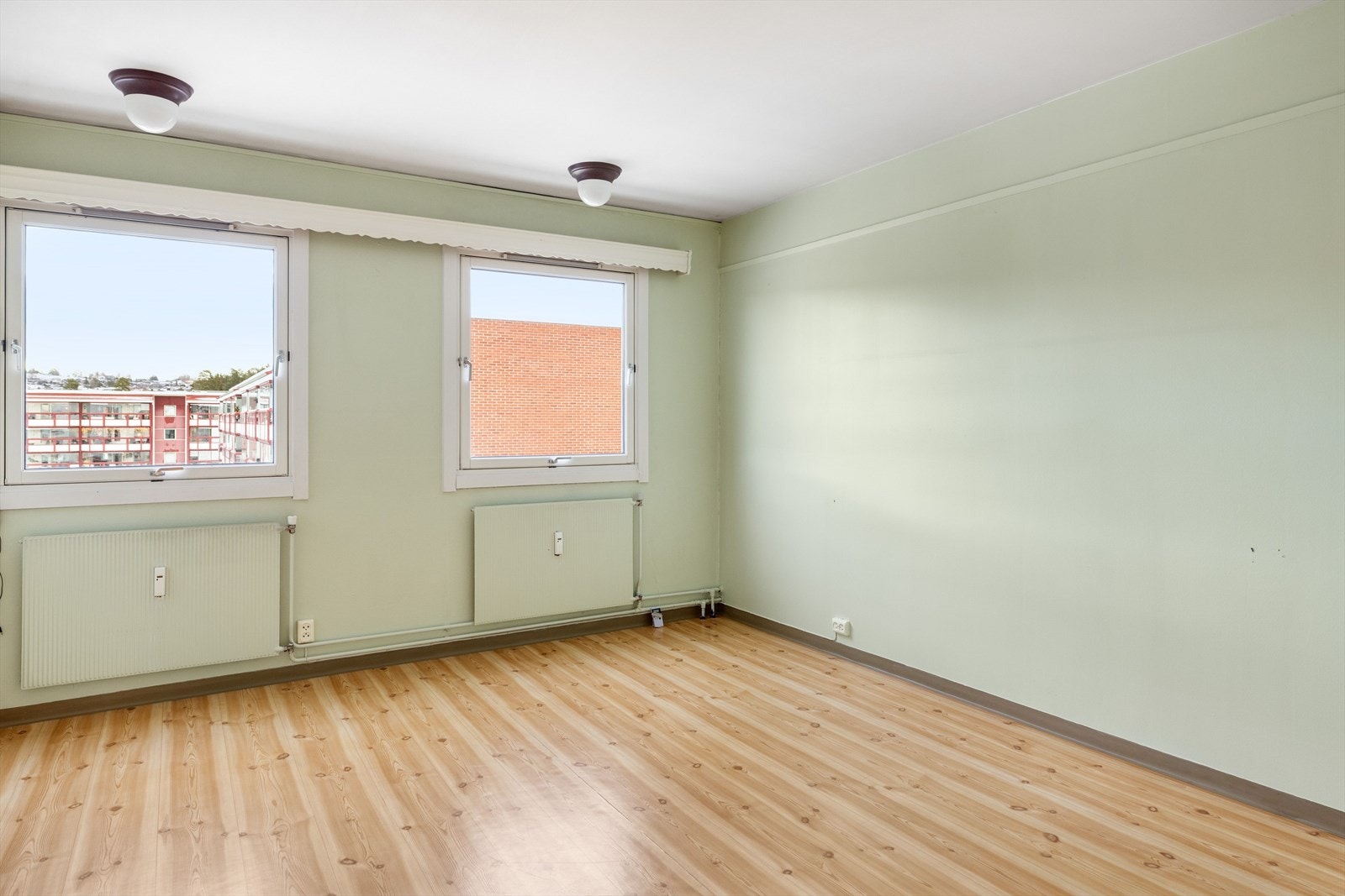 Alle soverommene vender mot baksiden av bygget. Galleribilde