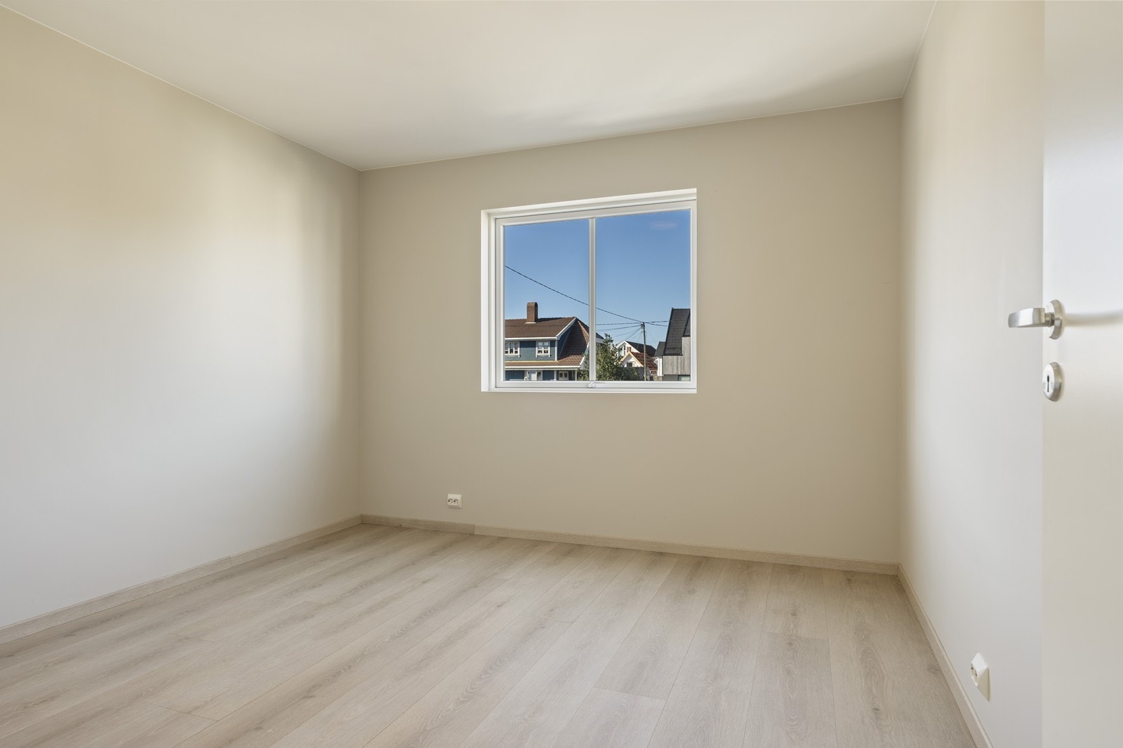 Soverom 1 med god senge- og skapplass. Galleribilde