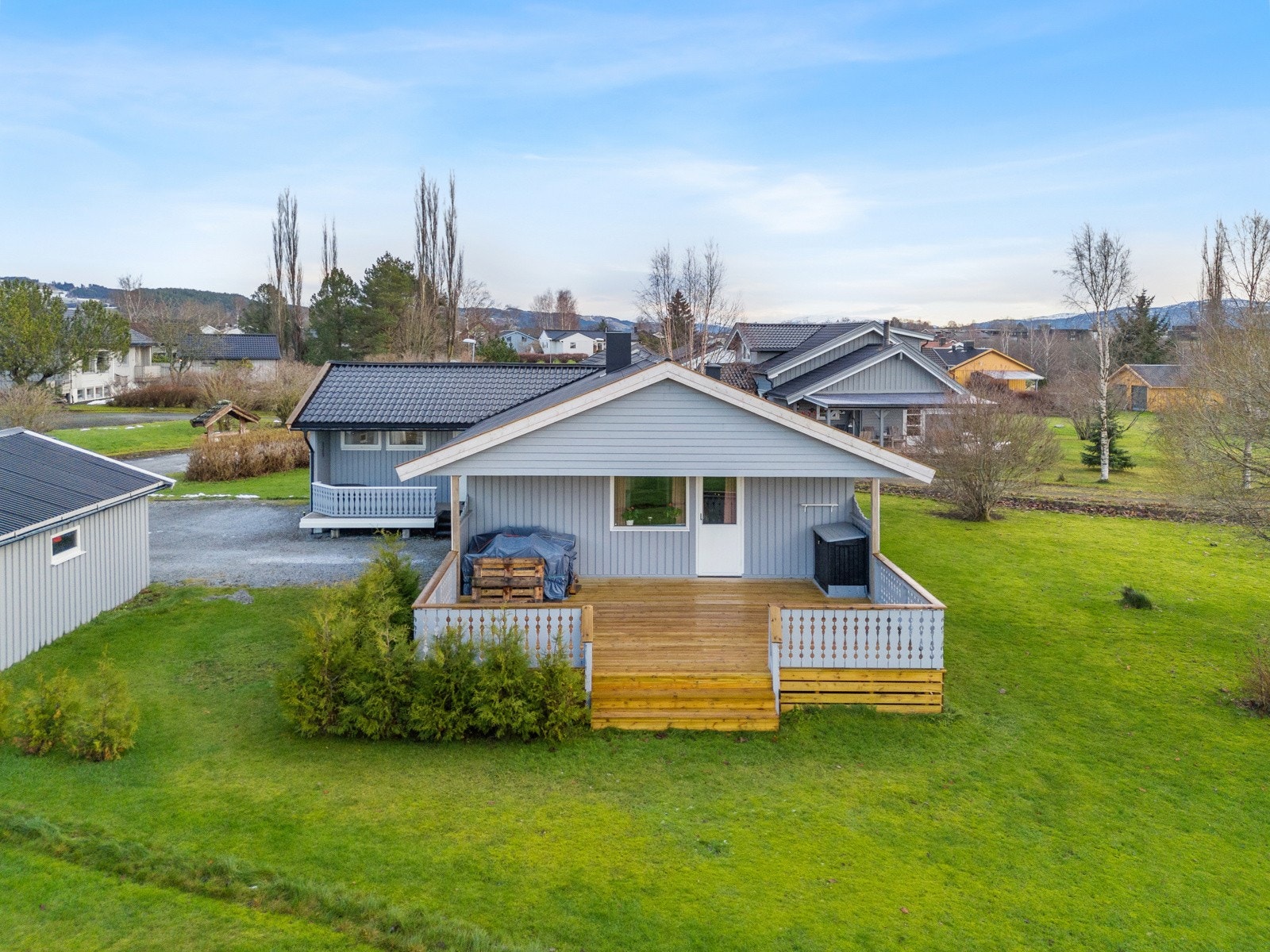 Boligen har en praktisk planløsning med alt på ett plan. Galleribilde