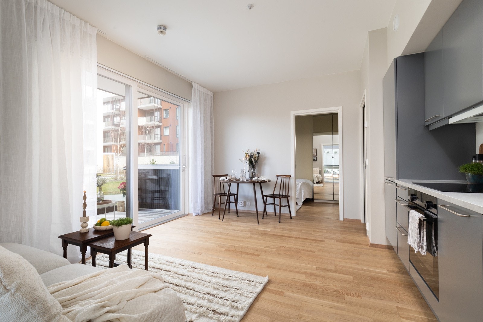 Stuen kan enkelt møbleres etter eget ønske med blant annet sofakrok og egen spisegruppe. Galleribilde