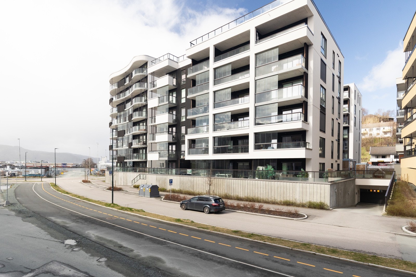 Sameiet Øvre Nyhavna 1 ble etablert i 2021, og har byr på en moderne standard og praktiske fasiliteter. Galleribilde