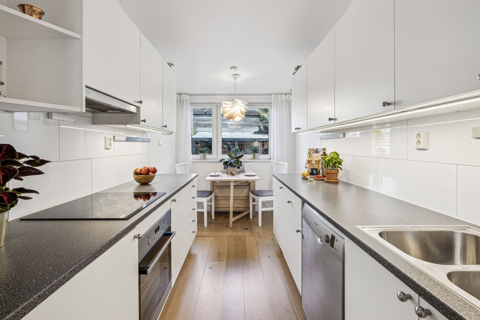 Kjøkken 1 etasje Galleribilde