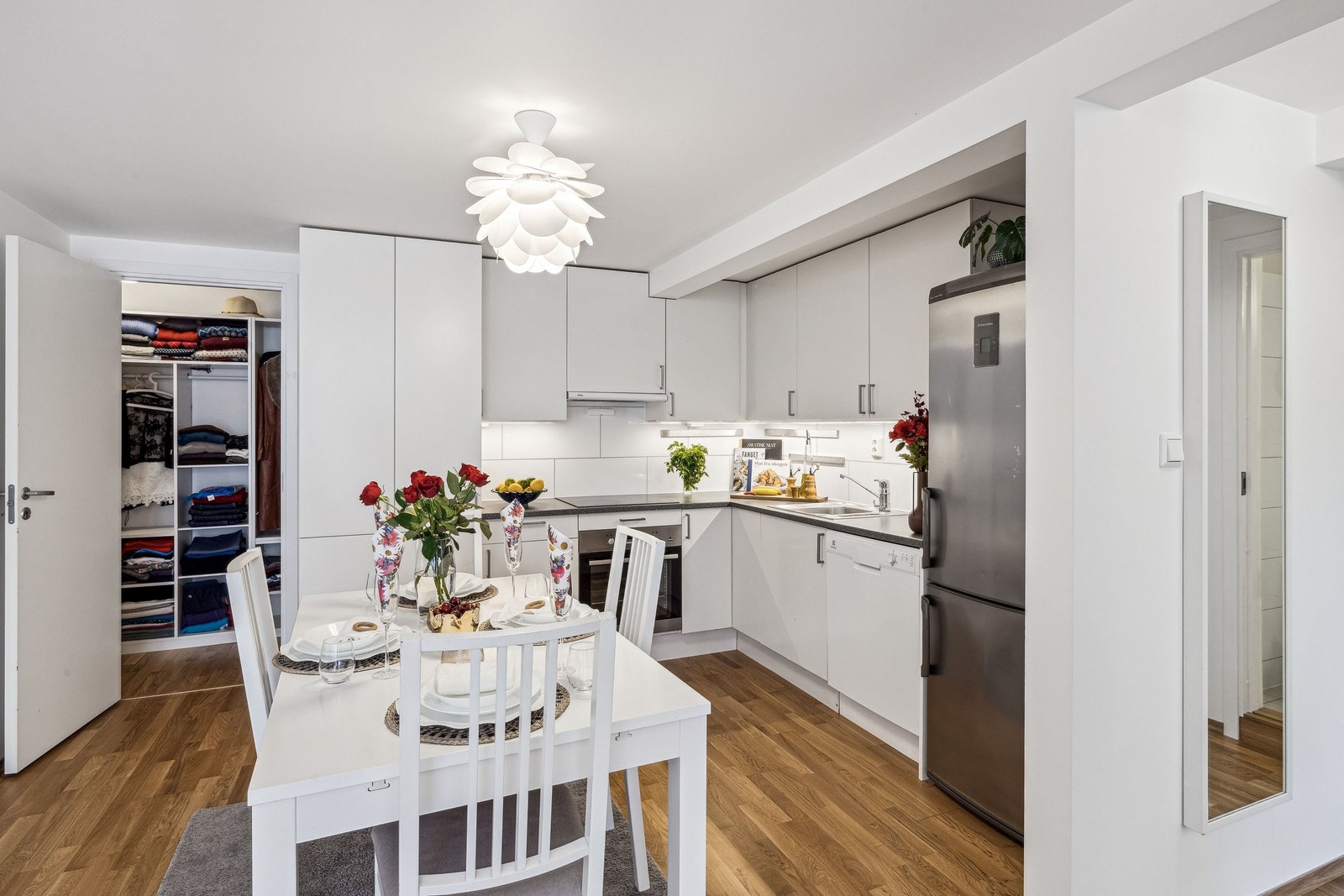 Kjøkken underetasje Galleribilde