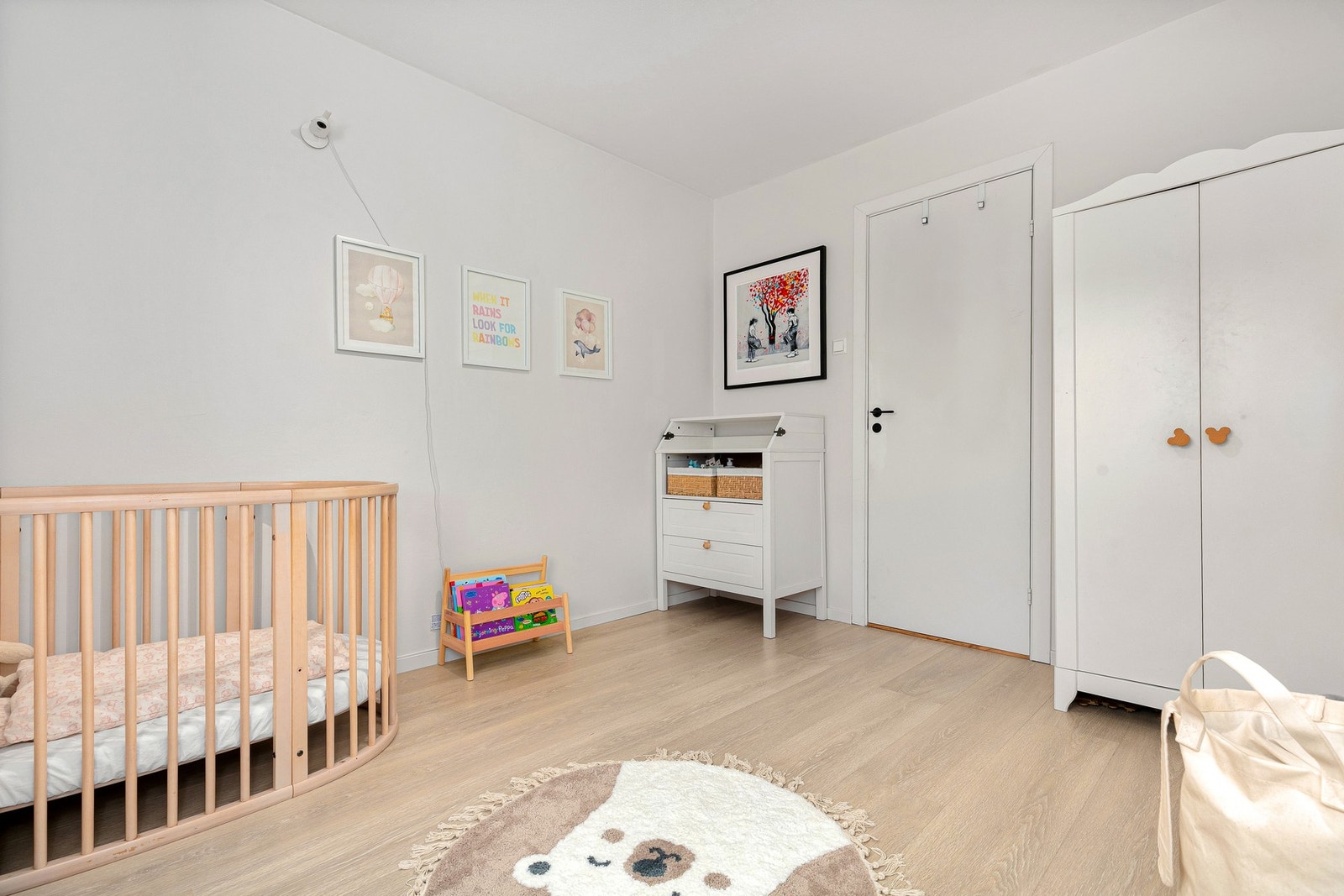 Et rom som rett og slett gjør leiligheten ekstra anvendelig. Galleribilde