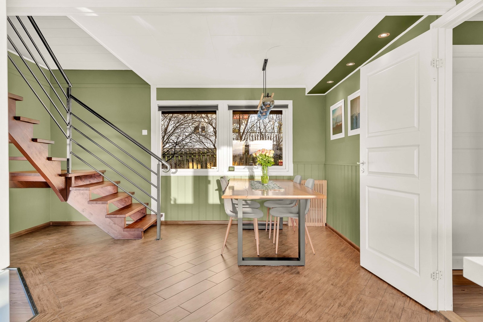 Bli med opp i 2. etasje! Galleribilde