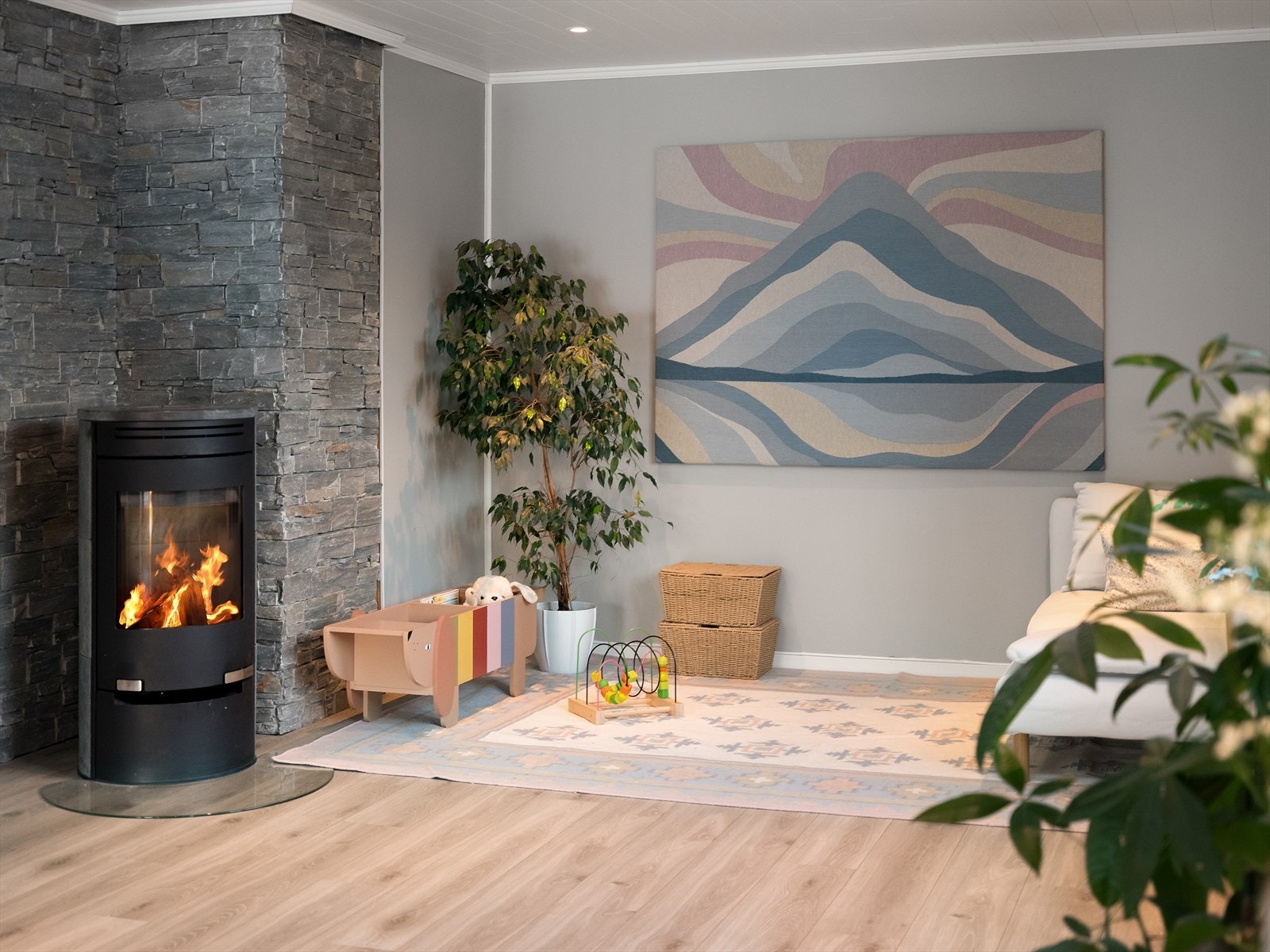 Det er også montert klebersteinsovn for litt ekstra kos og varme i vinterhalvåret Galleribilde