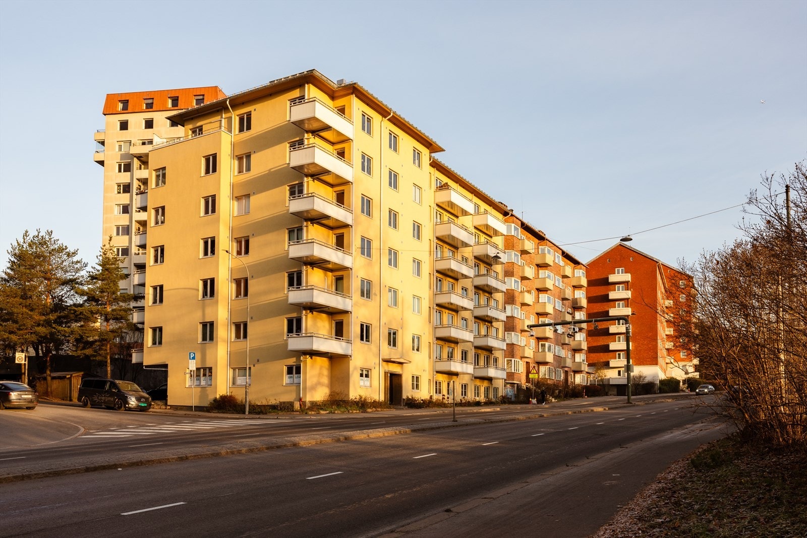 Klassisk bygård i Fagerheimgata 18 med leiligheten i 2. etasje. Galleribilde