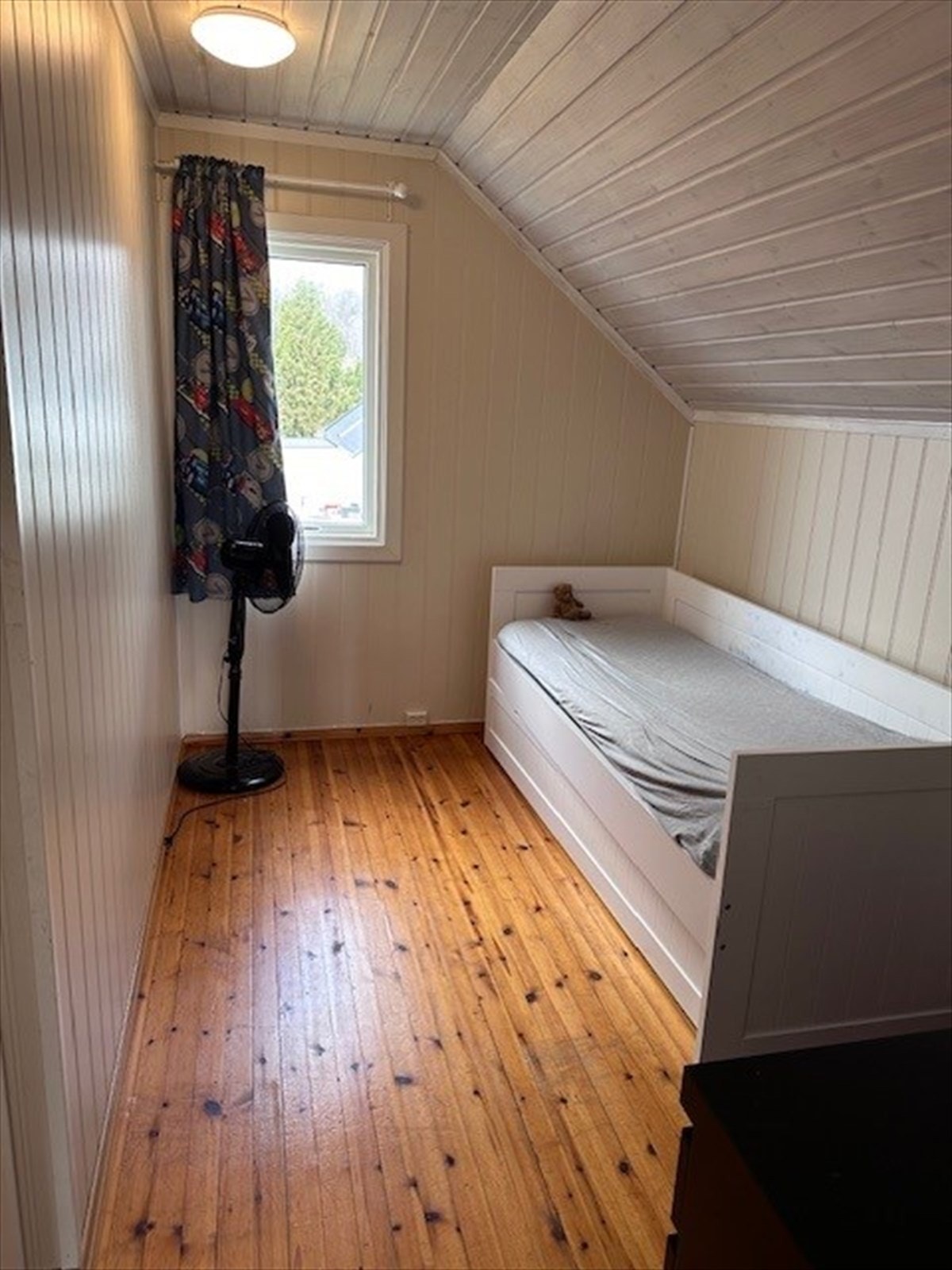 Soverom nr 4 har en praktisk skillevegg. Galleribilde