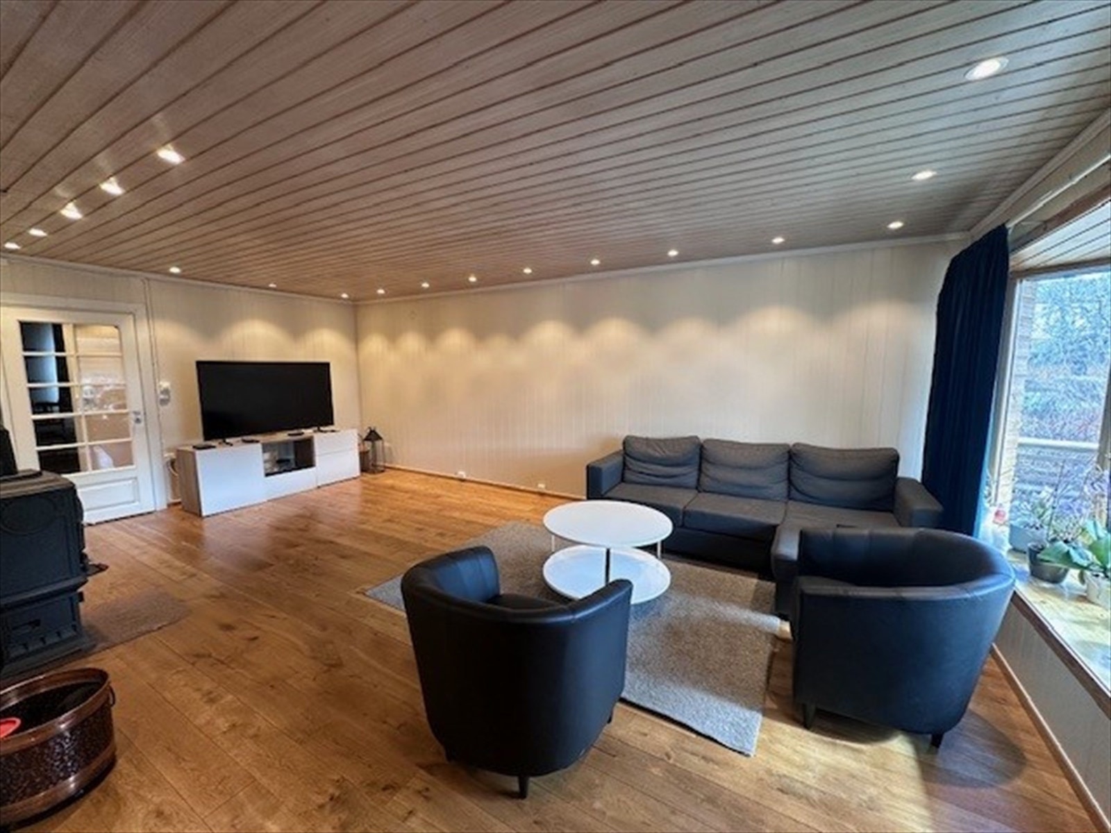 Huset har en romslig med flere soner. Galleribilde