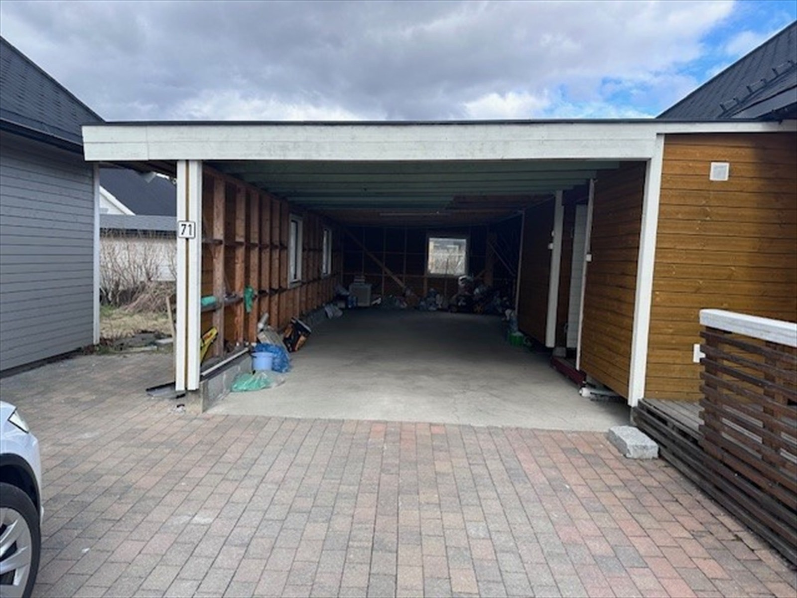 Carport. Galleribilde