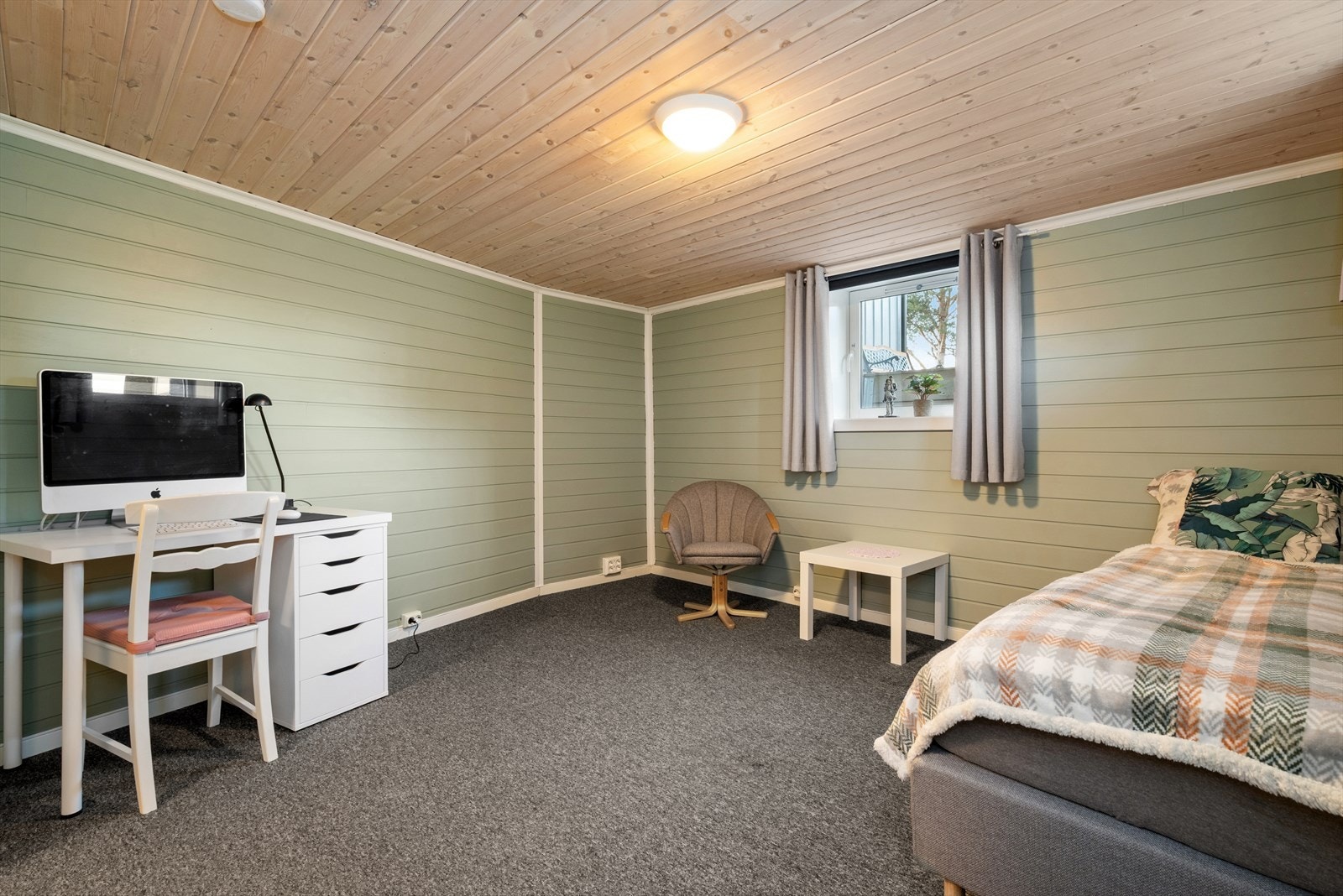 Soverom i kjeller Galleribilde