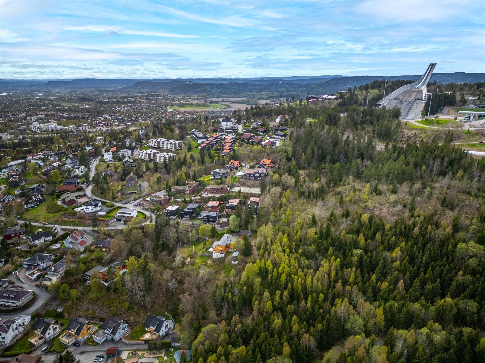 Her bor du med umiddelbar nærhet til Nordmarka. Galleribilde