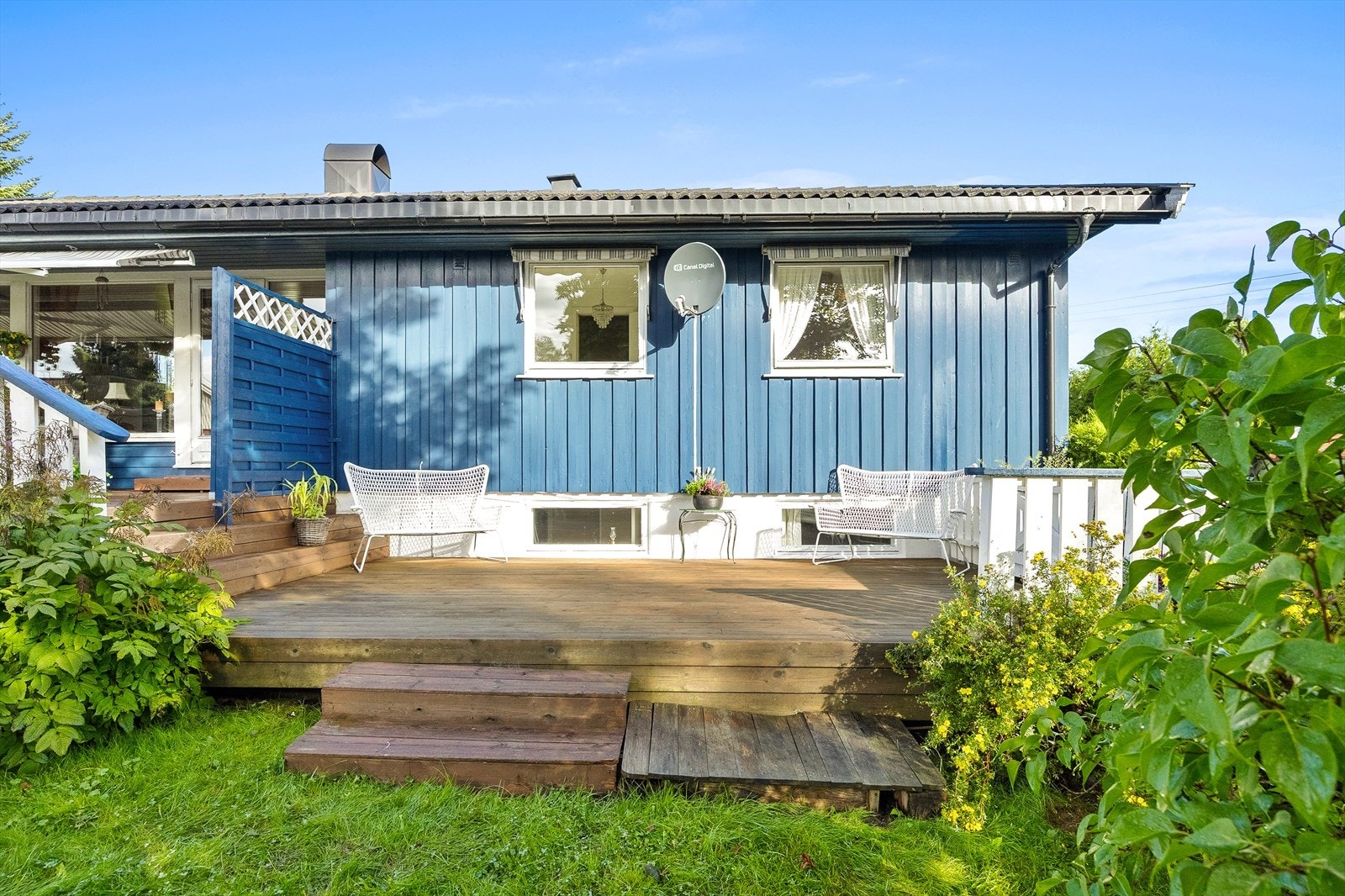 Trapp ned til hagen. Galleribilde