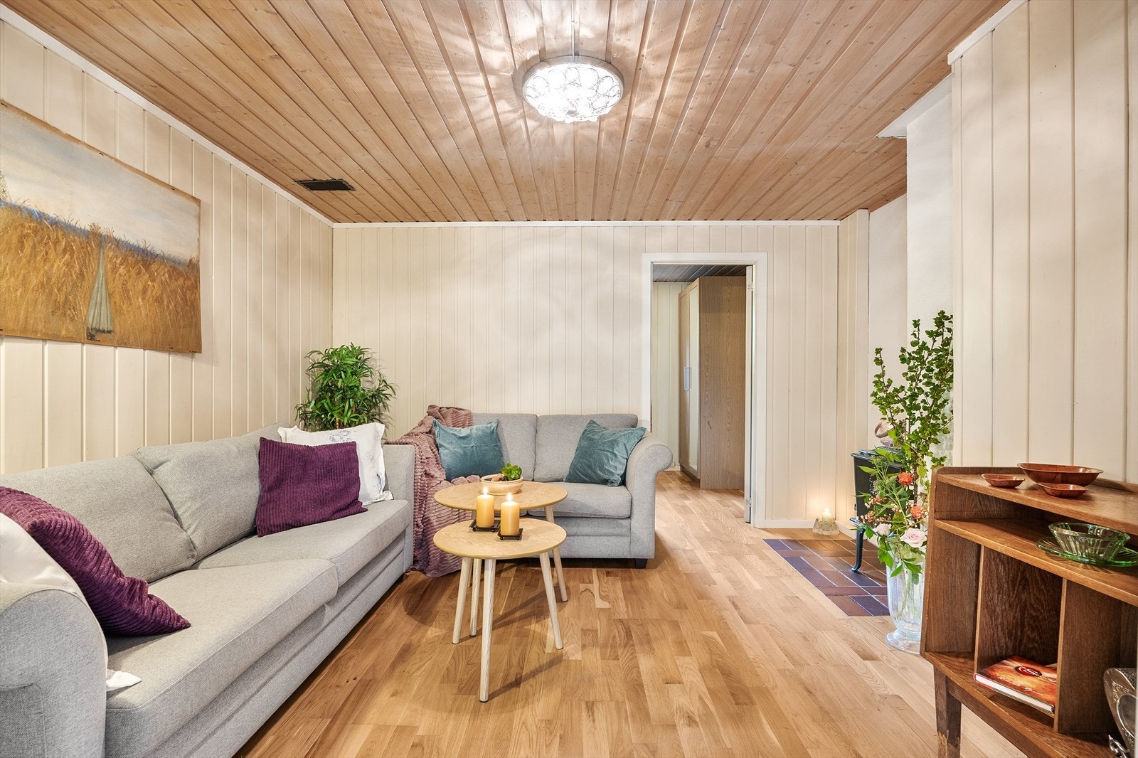 I underetasjen finnes det tre innredede rom av god størrelse. Galleribilde