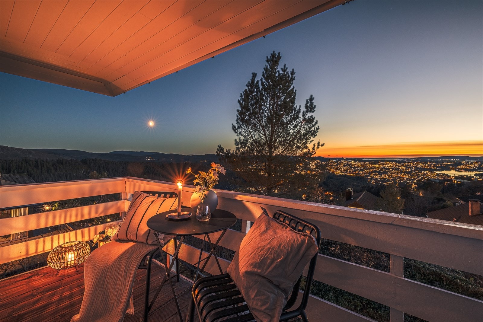 En fantastisk mulighet med spektakulær panoramautsikt over flotte omgivelser. Galleribilde