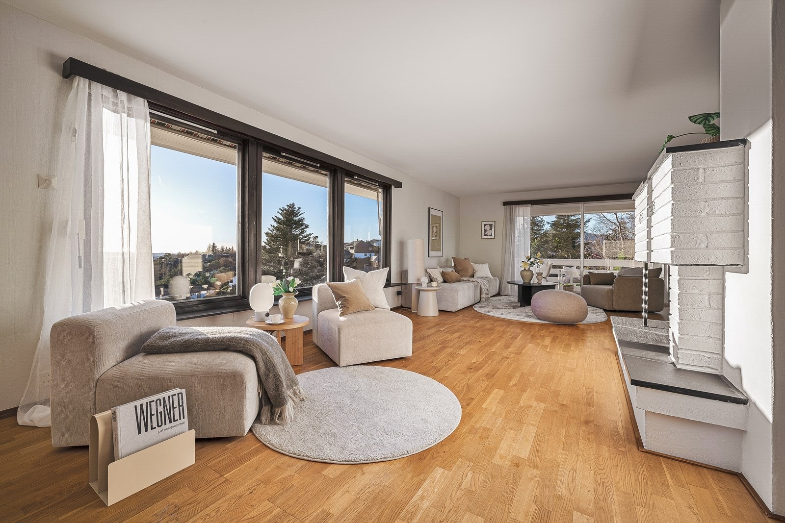 Lys og trivelig stue Galleribilde