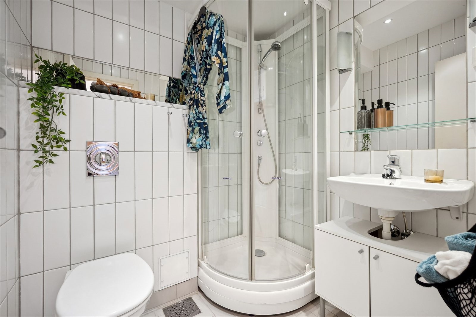 Flislagt bad Galleribilde