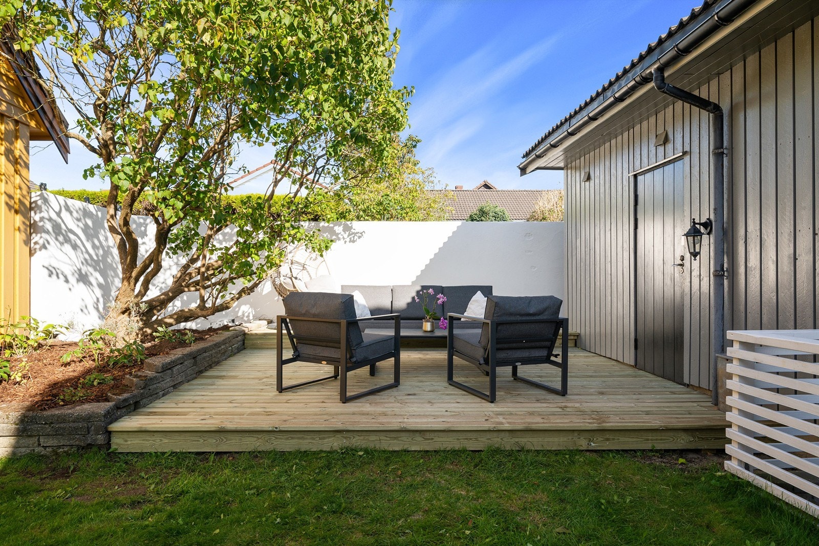 Markterrasse. Galleribilde