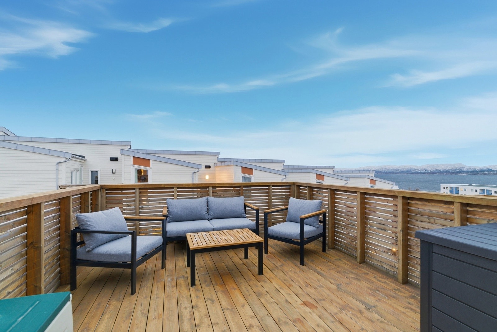 Og her er det også utgang til egen terrasse Galleribilde