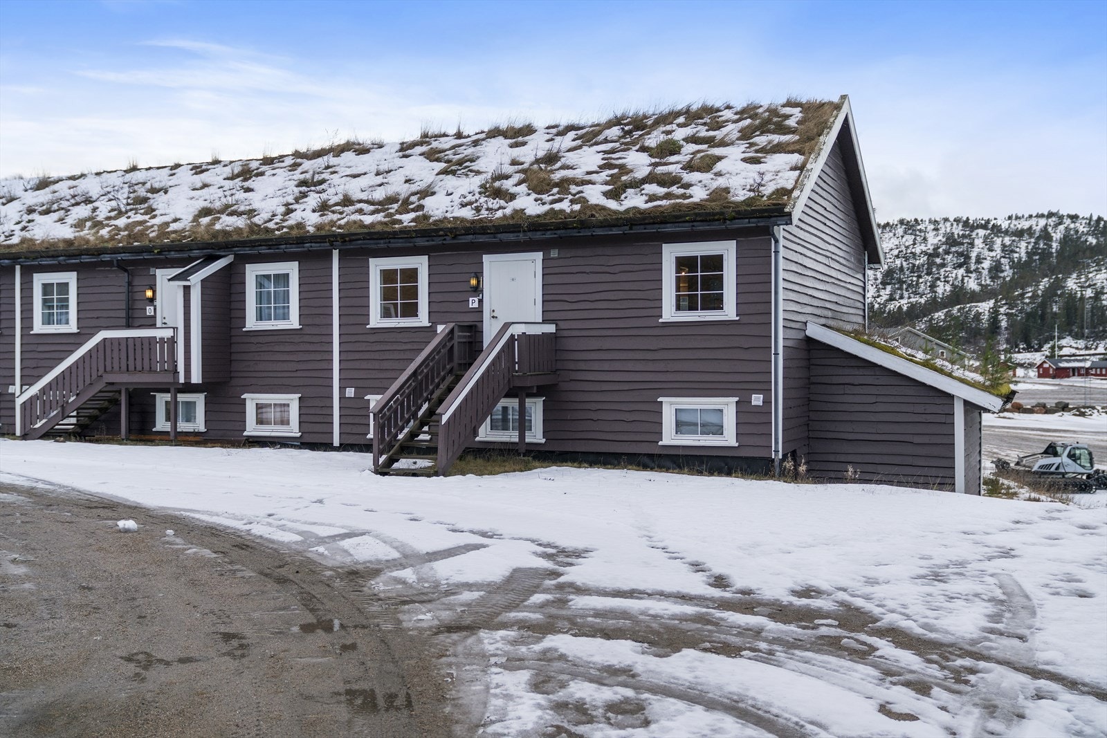 Parkering rett utenfor boligen Galleribilde