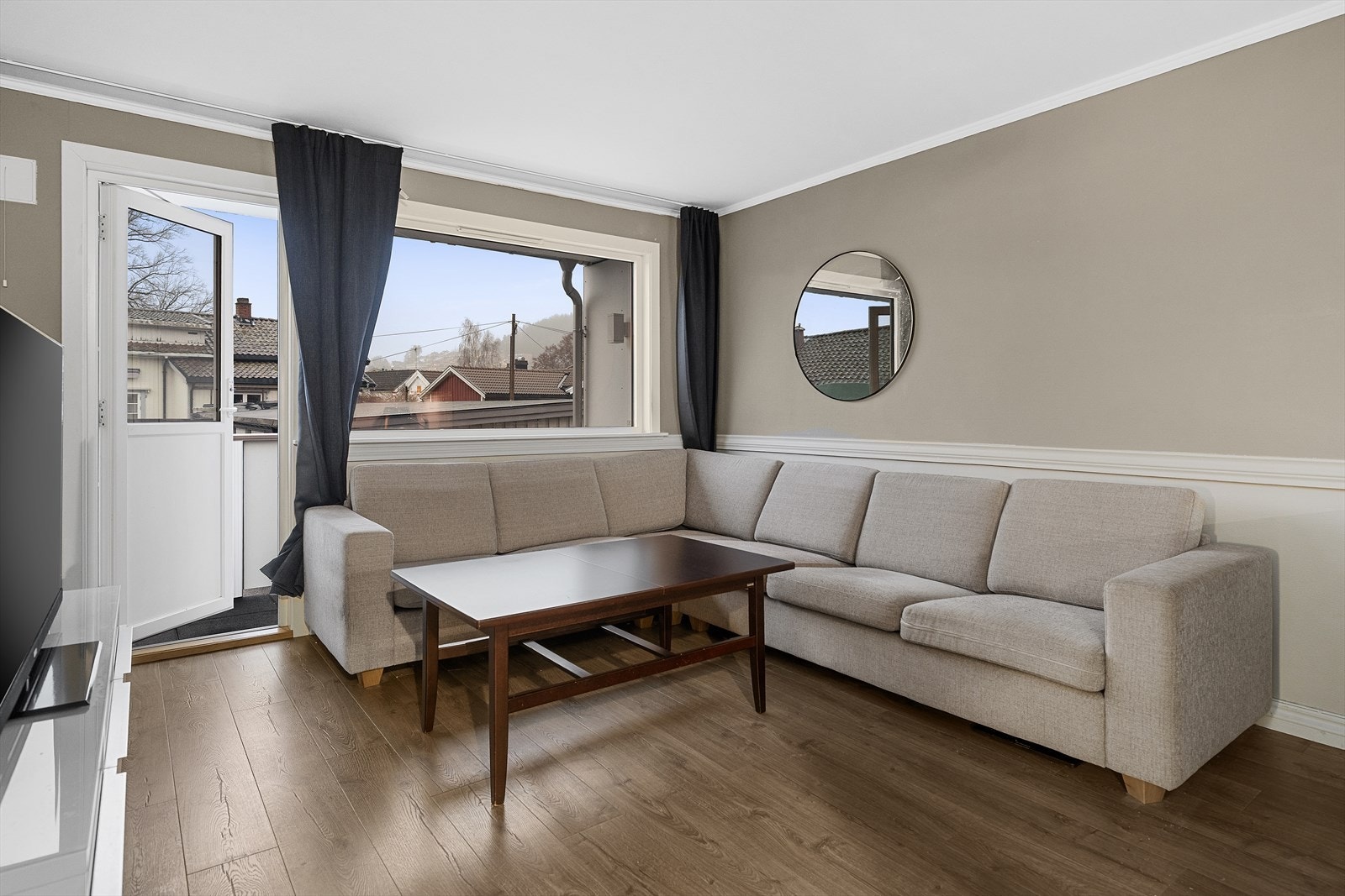 Det er bra med plass til sofa/-tv gruppe Galleribilde