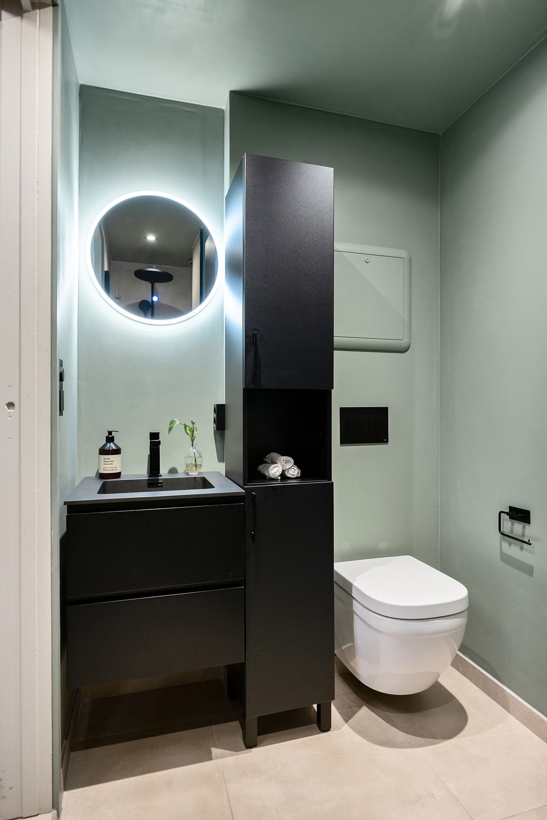 Pent helhetsinntrykk og gode oppbevaringsmuligheter Galleribilde