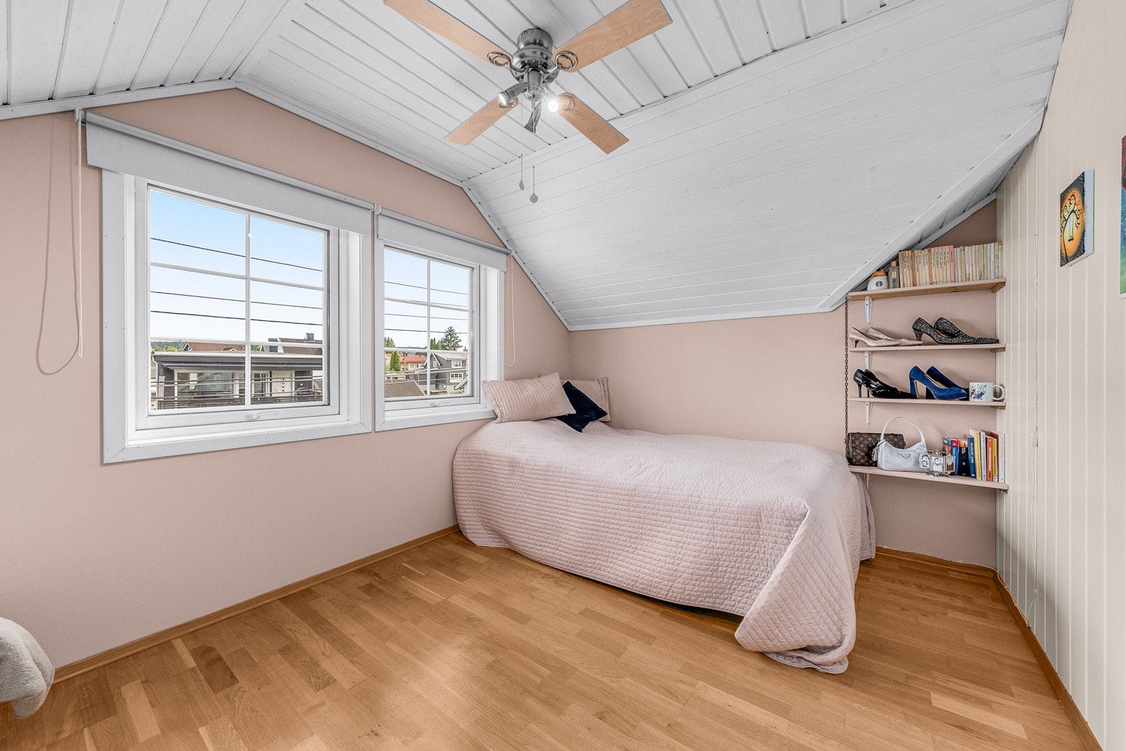 Soverom IV egner seg perfekt som barnerom, gjesterom eller kontor. Galleribilde