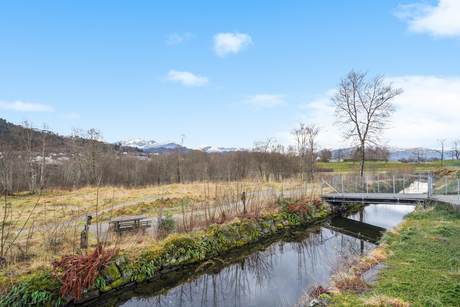 Fin utsikt fra leiligheten som nå kan bli din. Galleribilde