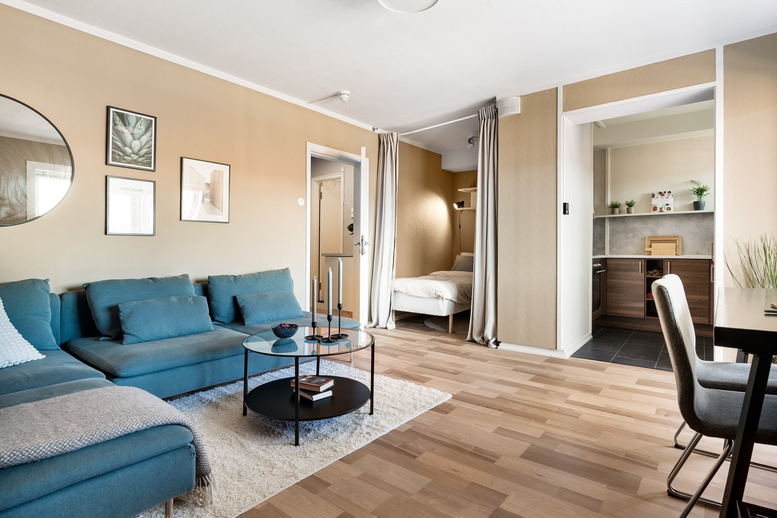 Bygningen ble betydelig oppgradert i 2012/2013 med blant annet nye 3-lags vinduer og balansert ventilasjon. Galleribilde